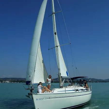 Aquilo Panorama Otel Tihany