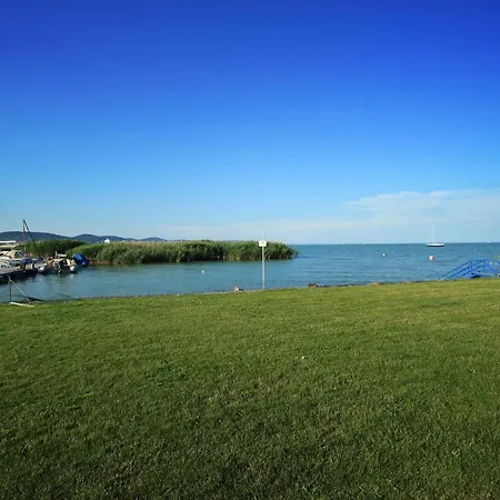 Aquilo Panorama Otel Tihany