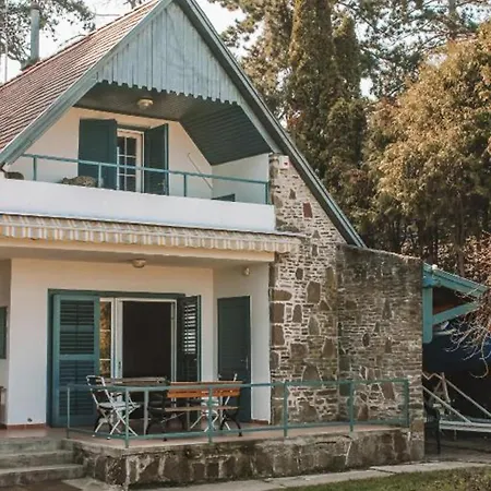 Aquilo Panoráma Szálloda 3*