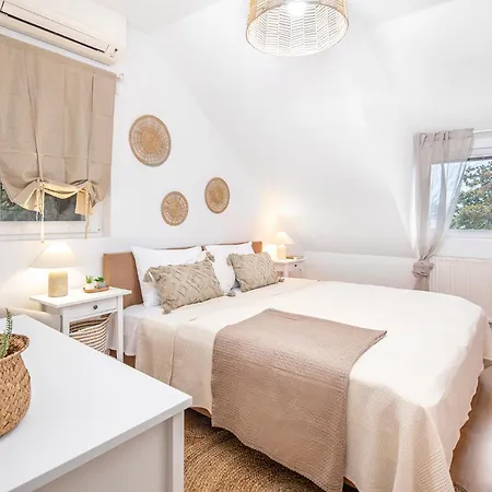 Aquilo Panoráma Szálloda 3*