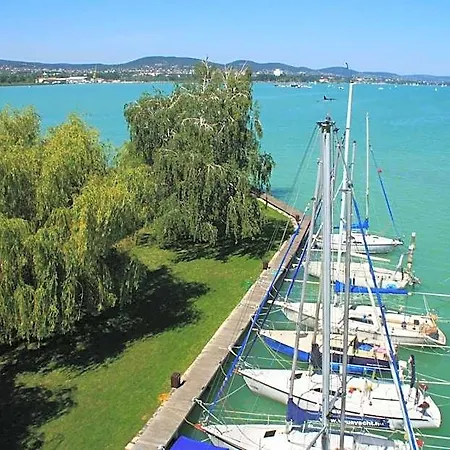 Aquilo Panorama 3* تيهاني