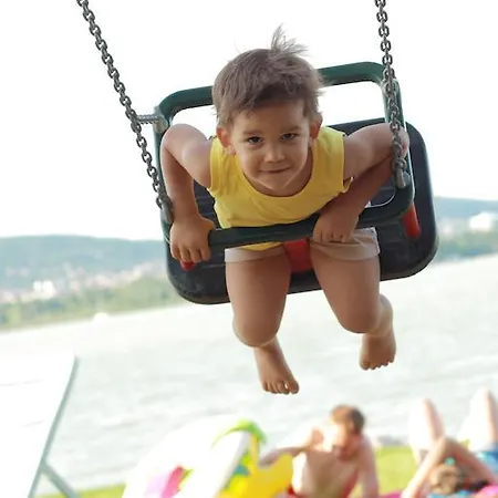 Aquilo Panorama ホテル 3*