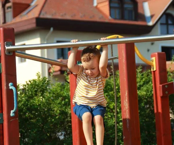 Aquilo Panorama Hotell