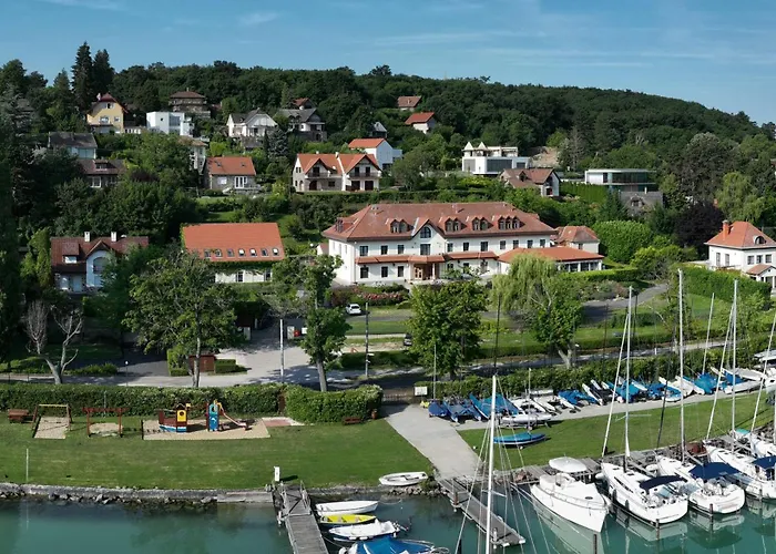 Hotell Aquilo Panorama 3*